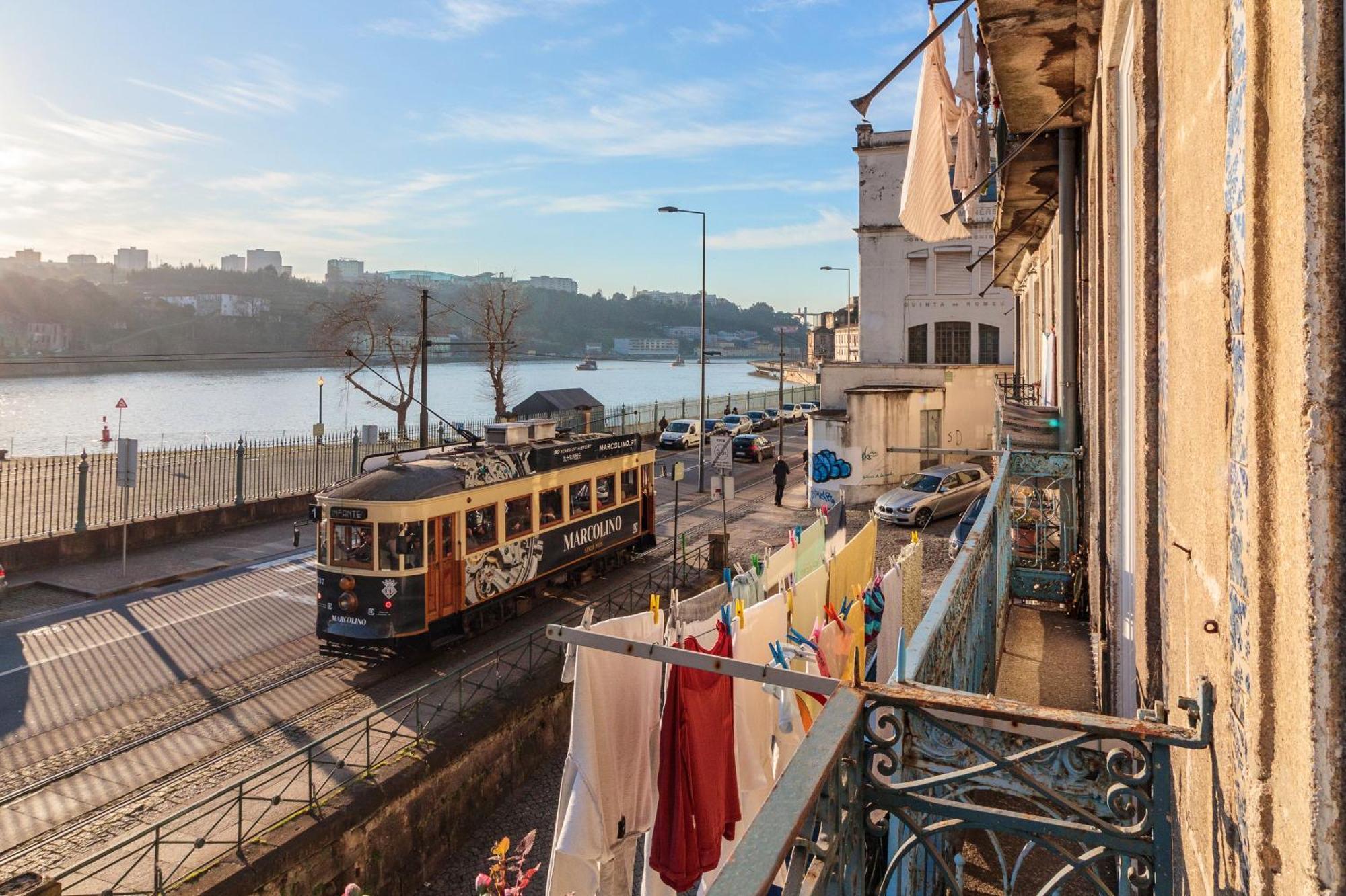 Happy Porto Hostel & Apartments Exterior photo